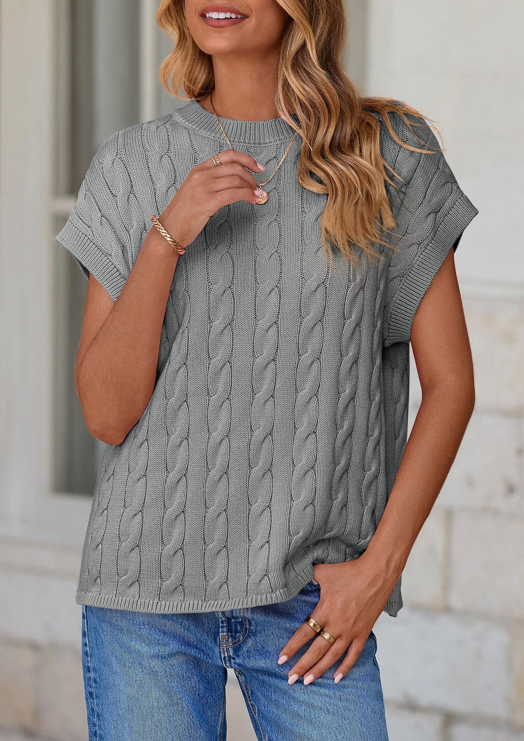 Women's Sweater Vest Summer Short Sleeve Tops Casual Crewneck Knit Oversized Pullover Trendy Spring Outfits