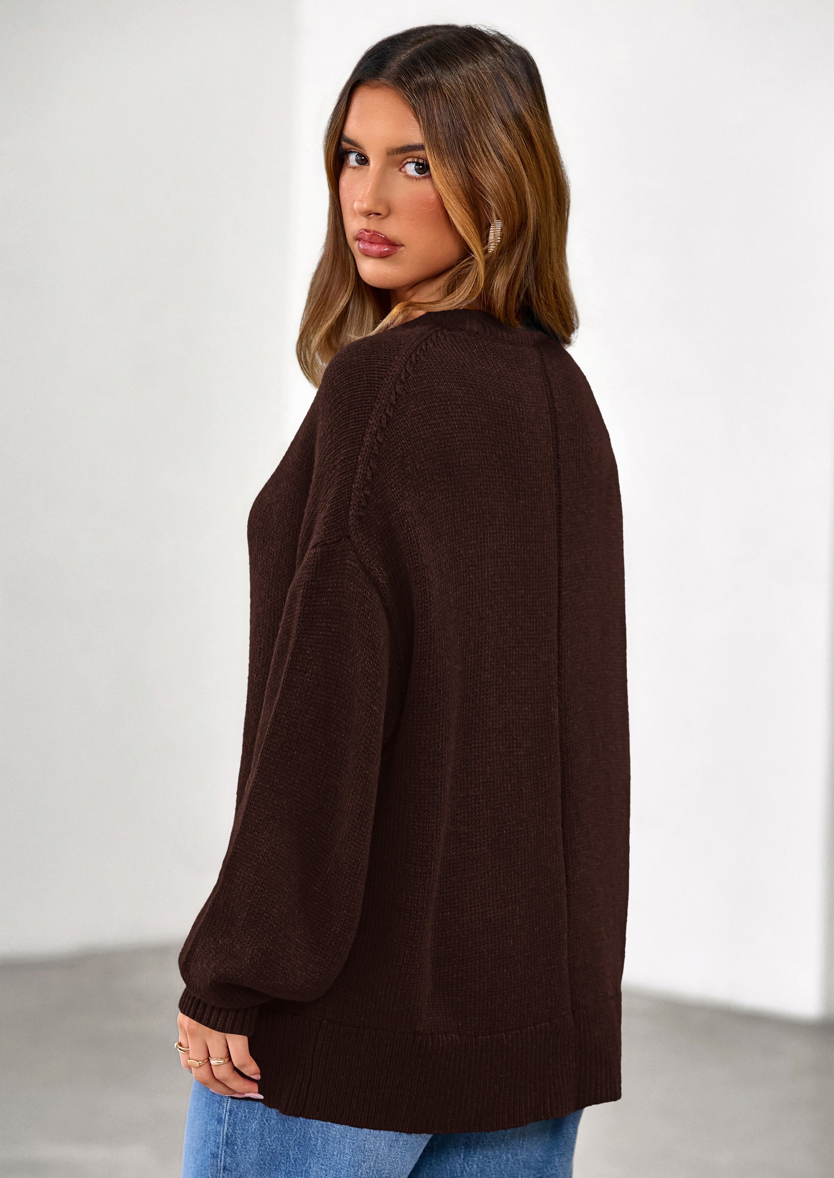 Womens Sweaters Fall Trendy Casual Crewneck Long Sleeve Cozy Knit Pullover Sweater Tops Winter Clothing