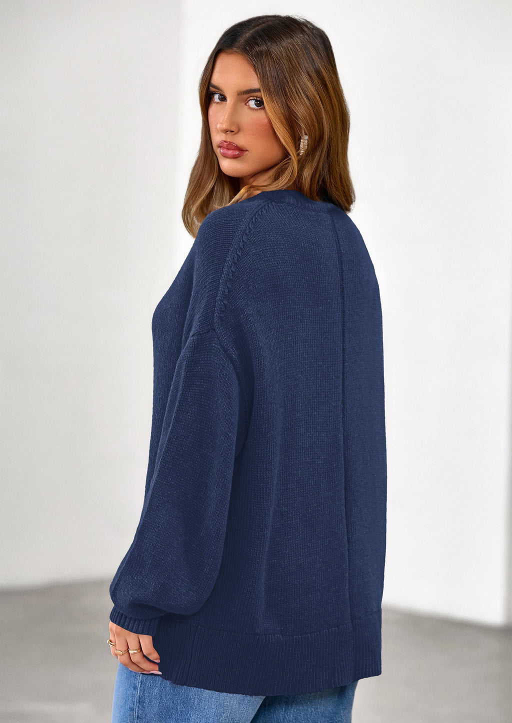 Womens Sweaters Fall Trendy Casual Crewneck Long Sleeve Cozy Knit Pullover Sweater Tops Winter Clothing